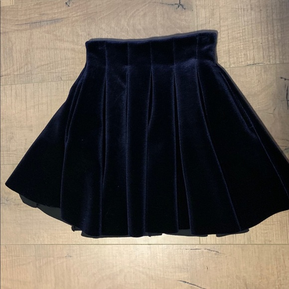 NWT Maje velvet tennis skirt - Picture 2 of 4